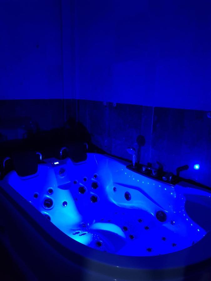 Lights Spa National Arena Mega Mall Monza 布加勒斯特 外观 照片