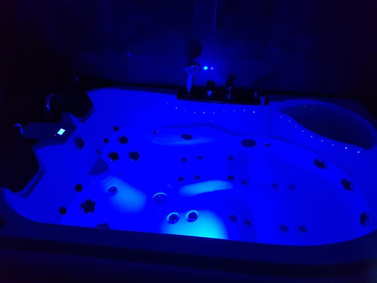 Lights Spa National Arena Mega Mall Monza 布加勒斯特 外观 照片
